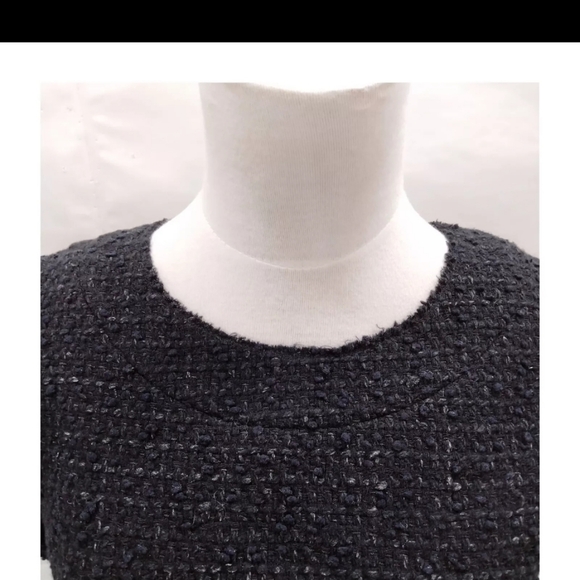 Mint condition Authentic Tweed Chanel women suit set - Picture 15 of 17